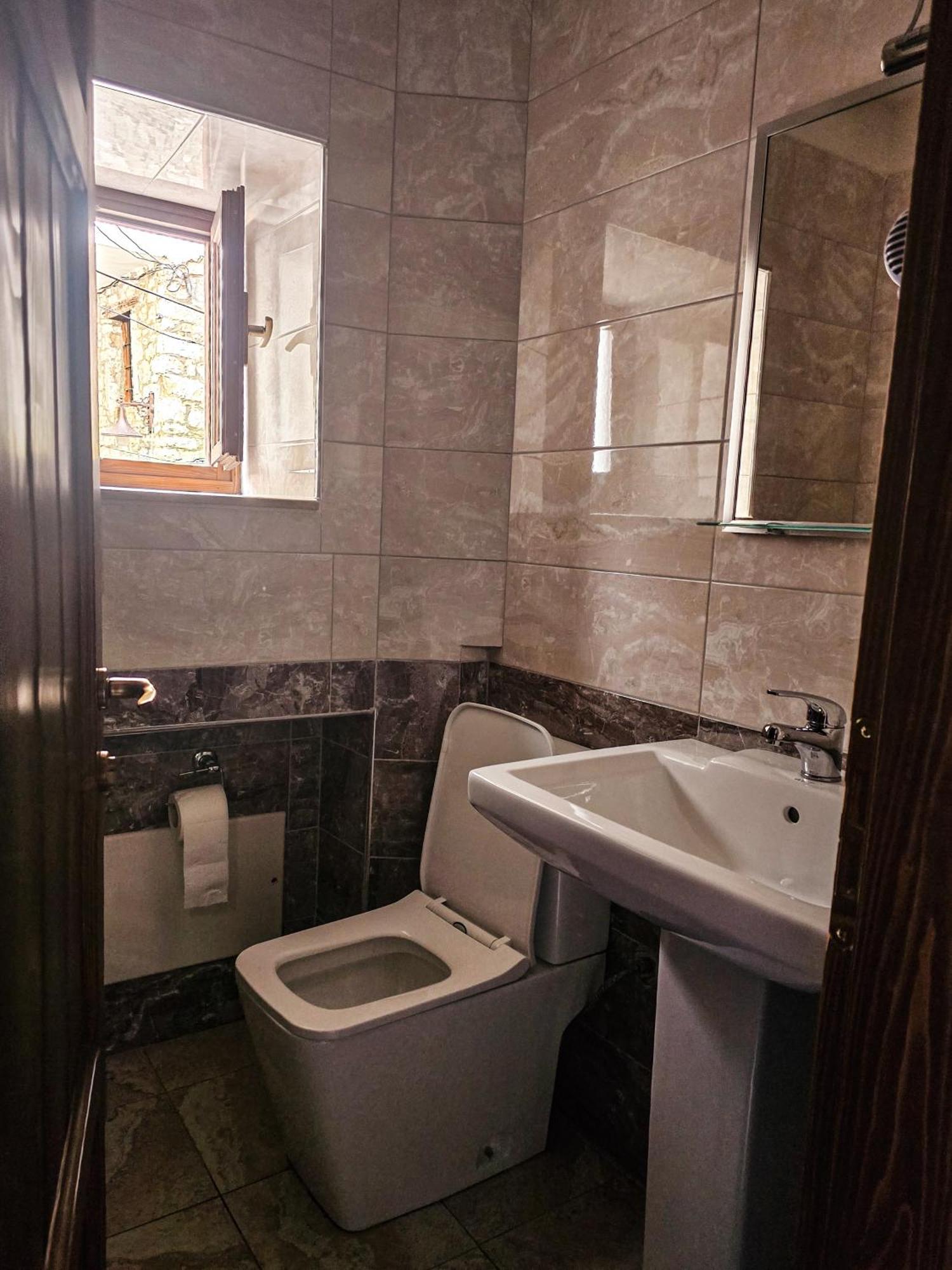 Hotel Gorica - Unesco Quarter Berat Dış mekan fotoğraf